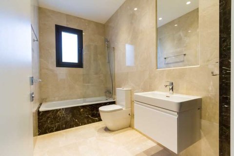 3 chambres Appartement à Limassol, Cyprus No. 64120 13