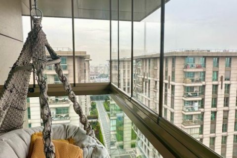 4 bedrooms Apartment in Istanbul, Turkey No. 16239