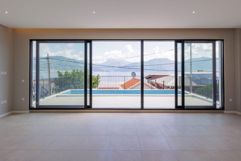 2 dormitorios Villa en Krashichi, Montenegro No. 104677 11