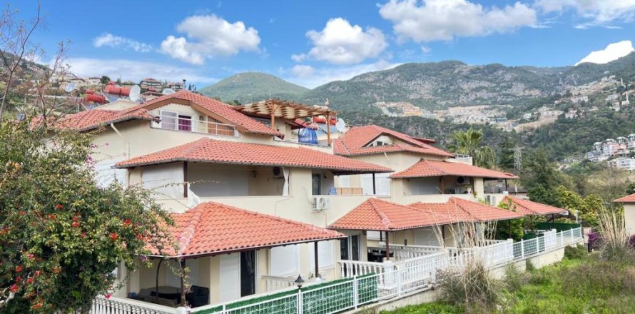 4 habitaciones Villa en Alanya, Turkey No. 21481