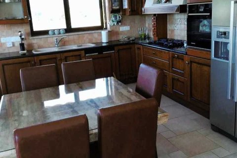 4 bedrooms Villa in Pera Pedi, Cyprus No. 66570 5
