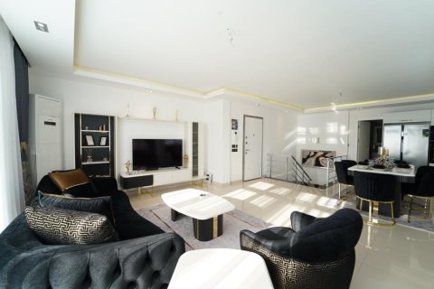 4 rooms Apartment in Mahmutlar, Turkey No. 110495