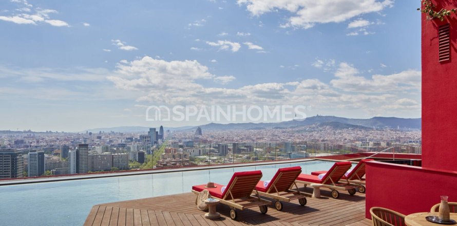 3 bedrooms Apartment in Barcelona, Spain No. 88239