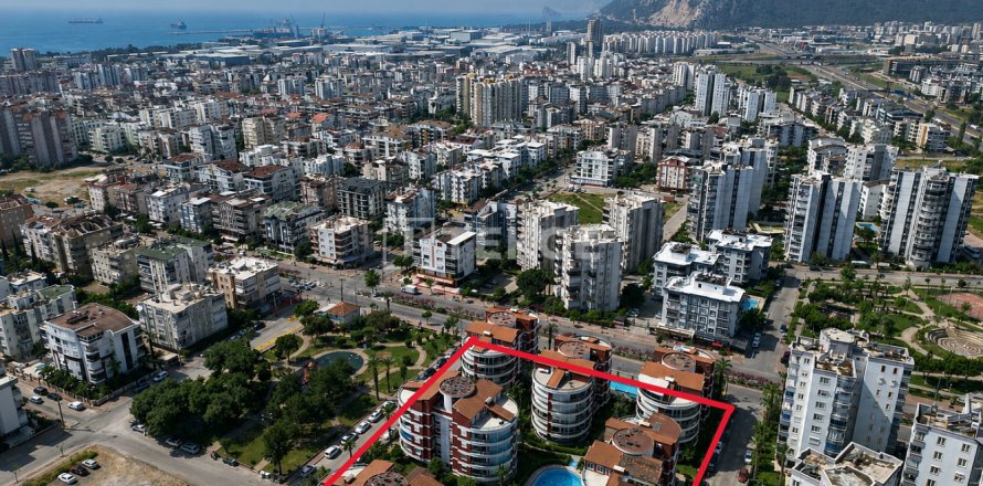 3 dormitorios Apartment en Antalya, Turkey No. 124335