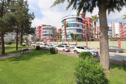 3 dormitorios Apartment en Antalya, Turkey No. 124335