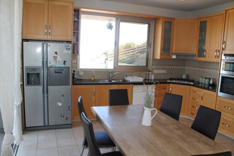 4 bedrooms Villa in Limassol, Cyprus No. 105812 7