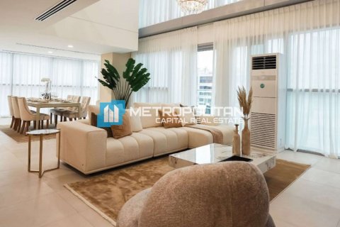 1 bedroom Apartment in Al Tebin Al Shaabiyya Housing, Vietnam No. 117769 1