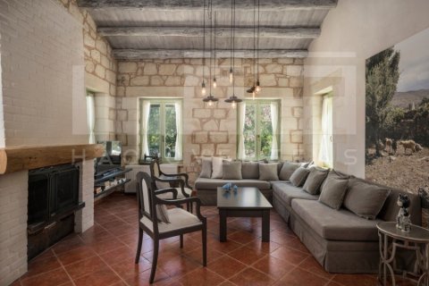 4 bedrooms Villa in Crete, Greece No. 24351 22