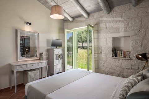 4 bedrooms Villa in Crete, Greece No. 24351 14