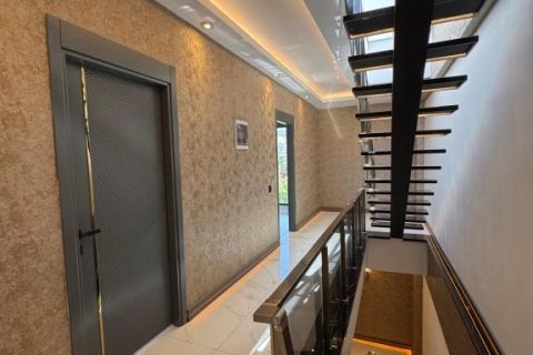 7 rooms Villa in Lien Chieu, Vietnam No. 95509 12