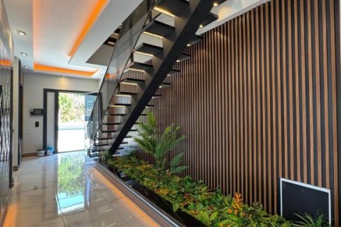 7 rooms Villa in Lien Chieu, Vietnam No. 95509 13