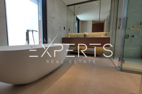 5 bedrooms Villa in Bavaria Town, Vietnam No. 81182 4