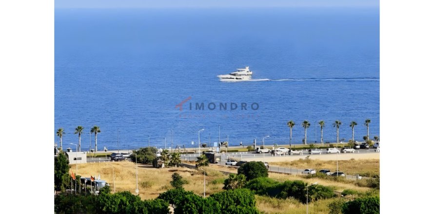 Квартира с 5 спальнями в Коньяалты, Турция №121220