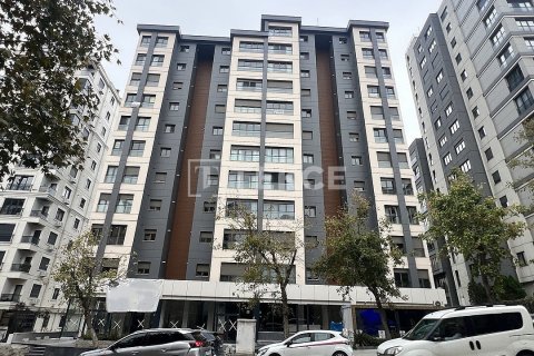 3 bedrooms Apartment in Istanbul, Turkey No. 80213