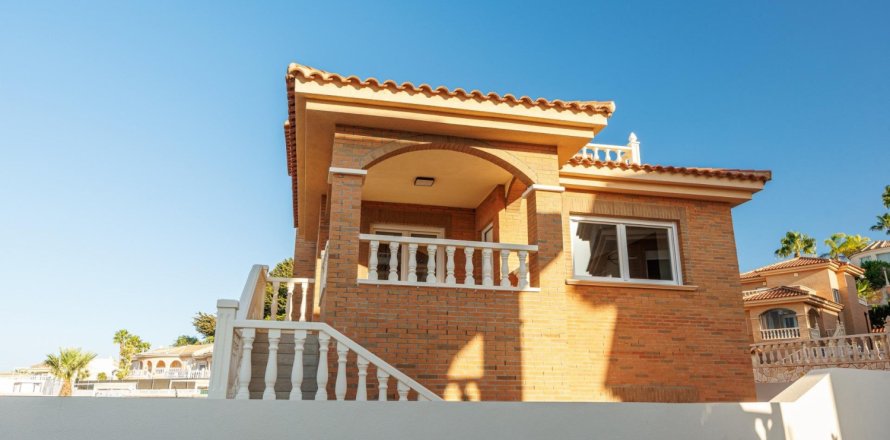 4 bedrooms Villa in Nam Xay, Vietnam No. 111570