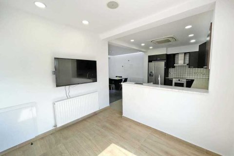 3 bedrooms House in Agios Athanasios, Cyprus No. 42976 7