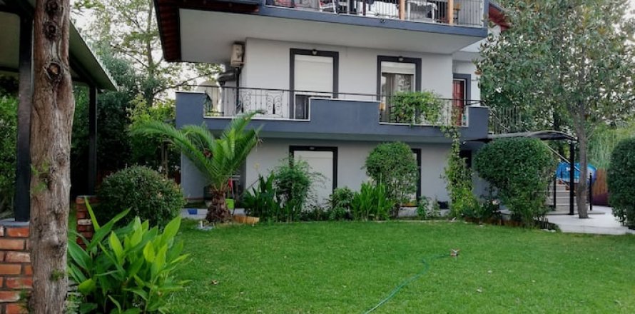 6 bedrooms Villa in Leptokarya, Greece No. 24474