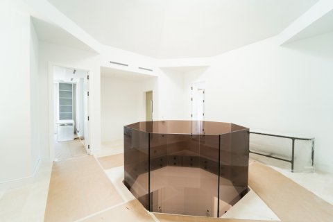 6 bedrooms Villa in Tan Xuan, Vietnam No. 26996 9