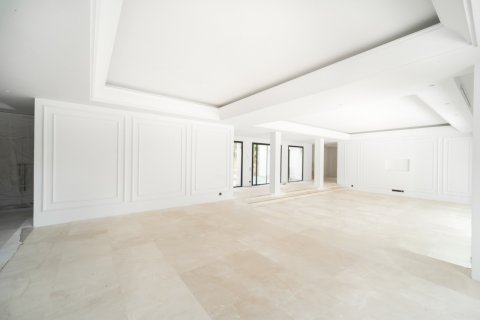 6 bedrooms Villa in Tan Xuan, Vietnam No. 26996 12