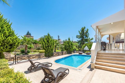 4 bedrooms Villa in Binh Duong, Vietnam No. 13931 7