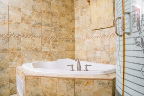 5 bedrooms Villa in Butlers, Saint Kitts and Nevis No. 61466 19