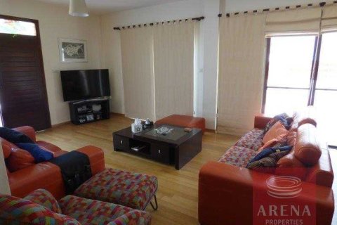 5 bedrooms Villa in Aradippou, Cyprus No. 30671 8