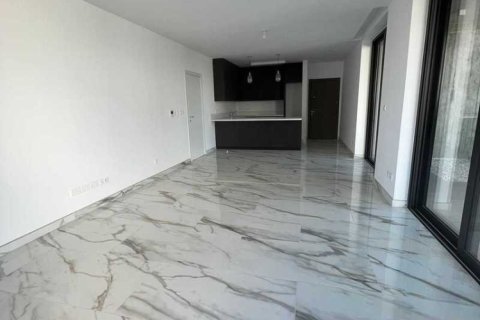 2 bedrooms Apartment in Limassol, Cyprus No. 40749 3