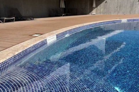 2 bedrooms Apartment in Limassol, Cyprus No. 40749 9