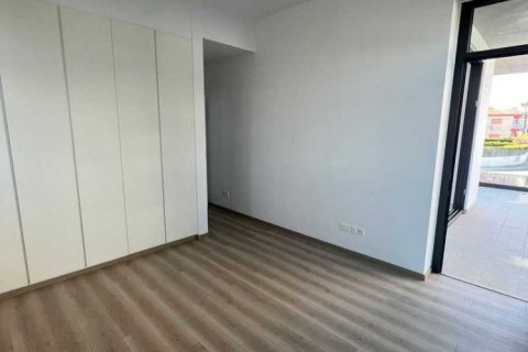 2 bedrooms Apartment in Limassol, Cyprus No. 40749 7