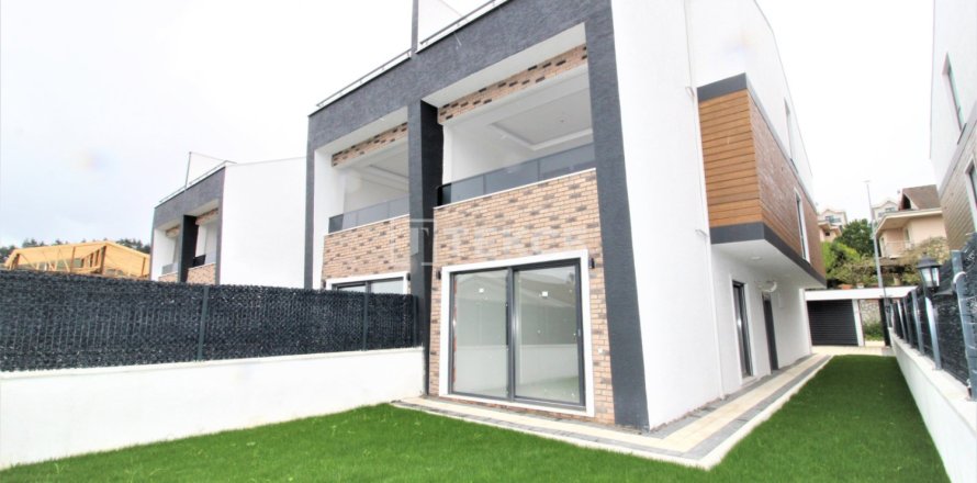 5 dormitorios Villa en Bursa, Turkey No. 12991