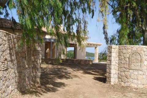 3 bedrooms House in Argolis, Greece No. 60342 1