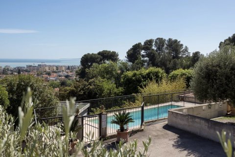 3 bedrooms Apartment in Cagnes-sur-Mer, France No. 68723 1
