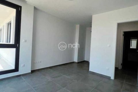 Вилла с 4 спальнями в Агиос Афанасиос, Кипр №42796 8