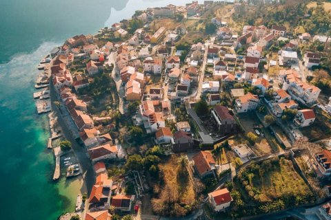 2 bedrooms Apartment in Prcanj, Montenegro No. 78181 8