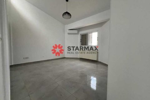 7 bedrooms House in Larnaca, Cyprus No. 82434 16