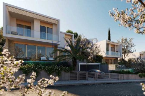 4 bedrooms Villa in Parekklisia, Cyprus No. 73643 1