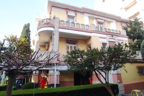 6 bedrooms Building in Palaio Faliro, Greece No. 56338 2