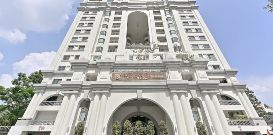 3 dormitorios Apartment en Bangkok, Thailand No. 97155