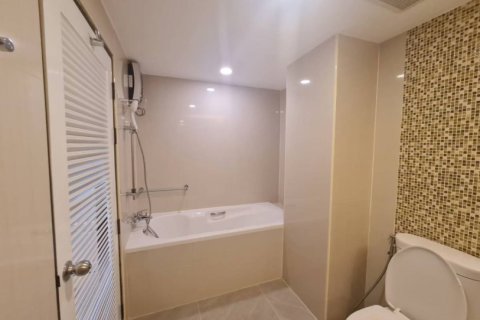 3 dormitorios Apartment en Bangkok, Thailand No. 97155 19