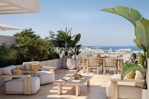 2 dormitorios Apartment en Estepona, Spain No. 124338
