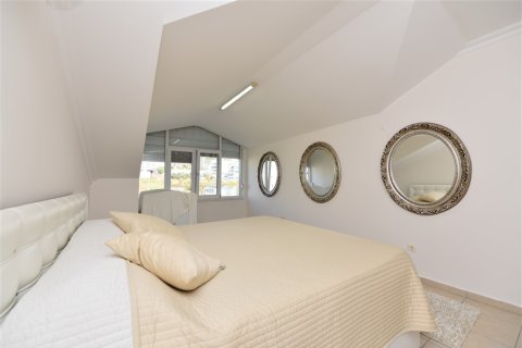 5 bedrooms Villa in Phong Thanh Tay A, Vietnam No. 12014 15