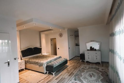 4 rooms Apartment in Dao Huu Canh, Vietnam No. 20966 15