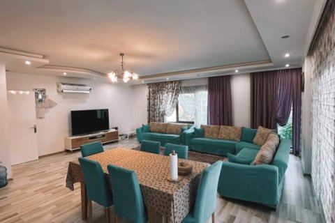 4 rooms Apartment in Dao Huu Canh, Vietnam No. 20966 10