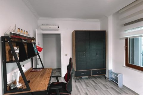 4 rooms Apartment in Dao Huu Canh, Vietnam No. 20966 8