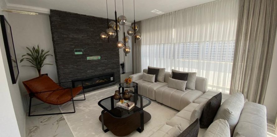 4 habitaciones Villa en Ninh Kieu, Vietnam No. 99269