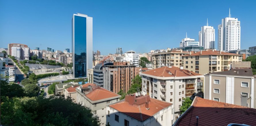 3 bedrooms Apartment in Sisli, Turkey No. 127848