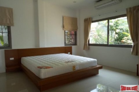 3 bedrooms Villa in Rawai, Thailand No. 96815 12