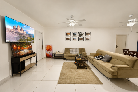 7 bedrooms House in Panama City, Panama No. 127773 5