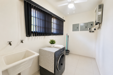 7 bedrooms House in Panama City, Panama No. 127773 26