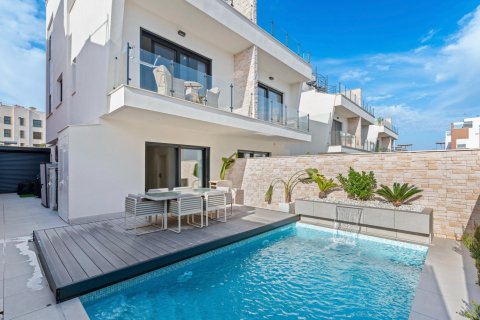 4 dormitorios Villa en Tan Chanh, Vietnam No. 111153 1